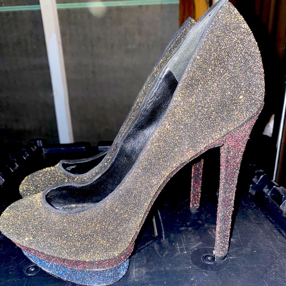 Brian Atwood Platform Pumps 8.5